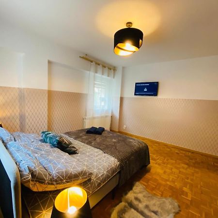 Clicktheflat Solidarnosci City Center Apart Rooms Βαρσοβία Εξωτερικό φωτογραφία
